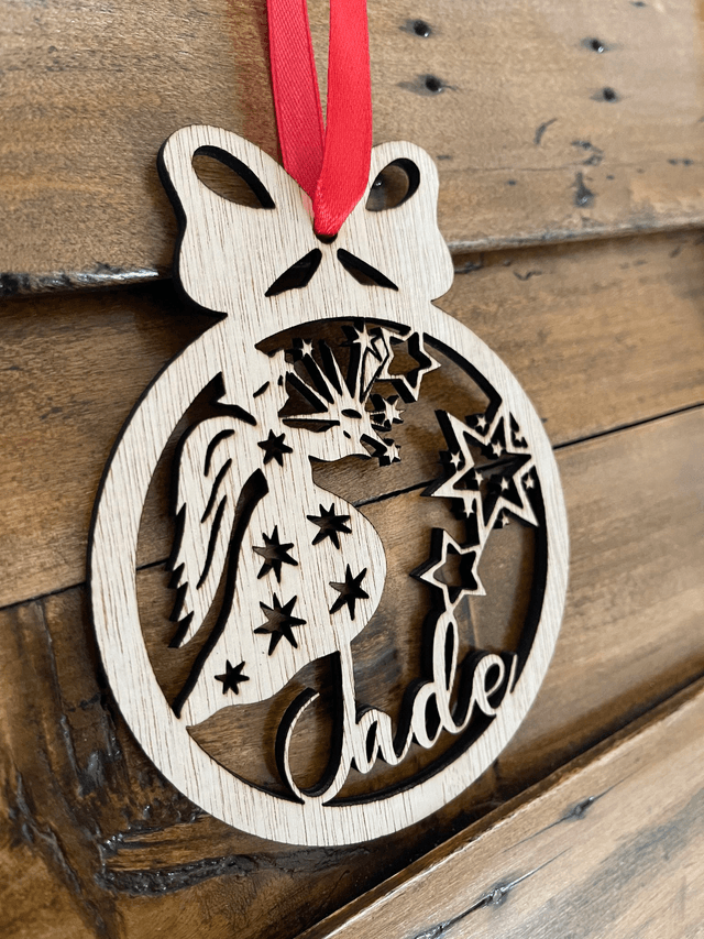 Boule de Noël en bois avec prénom