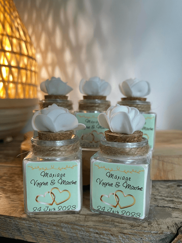 Pots en verre avec  bougie ou dragées  personnalisés pour Mariage