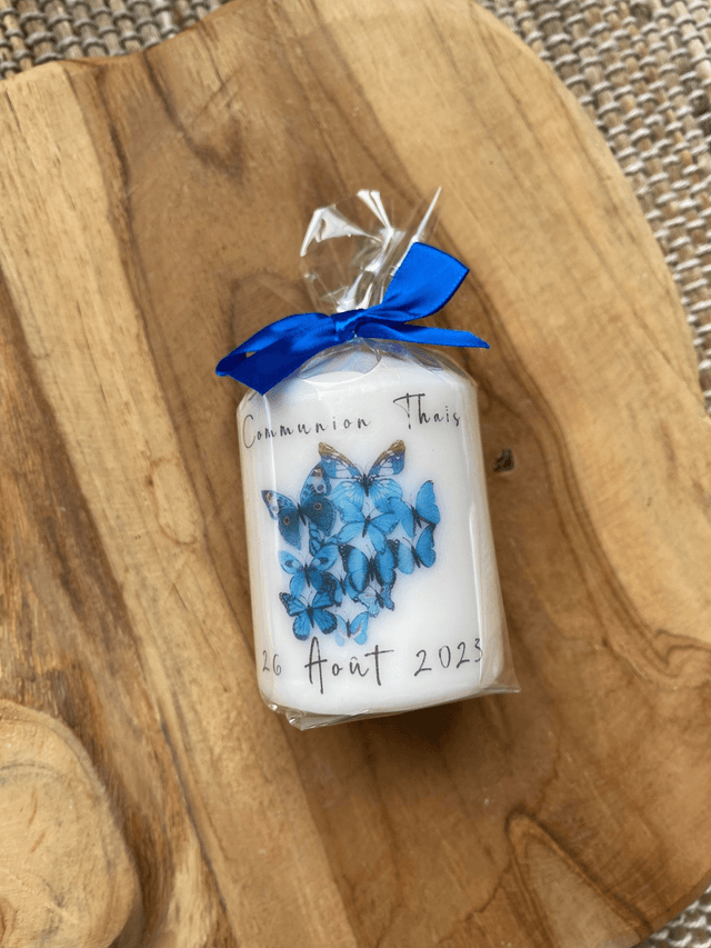 Bougie de baptême personnalisée Papillons bleus