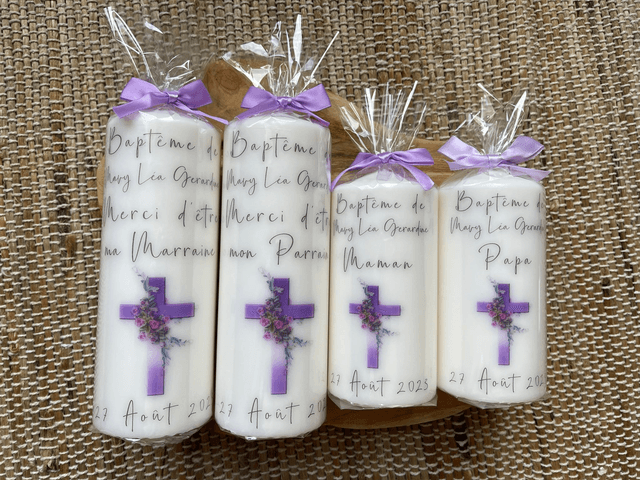 Bougie de baptême personnalisée Croix violette et fleurs