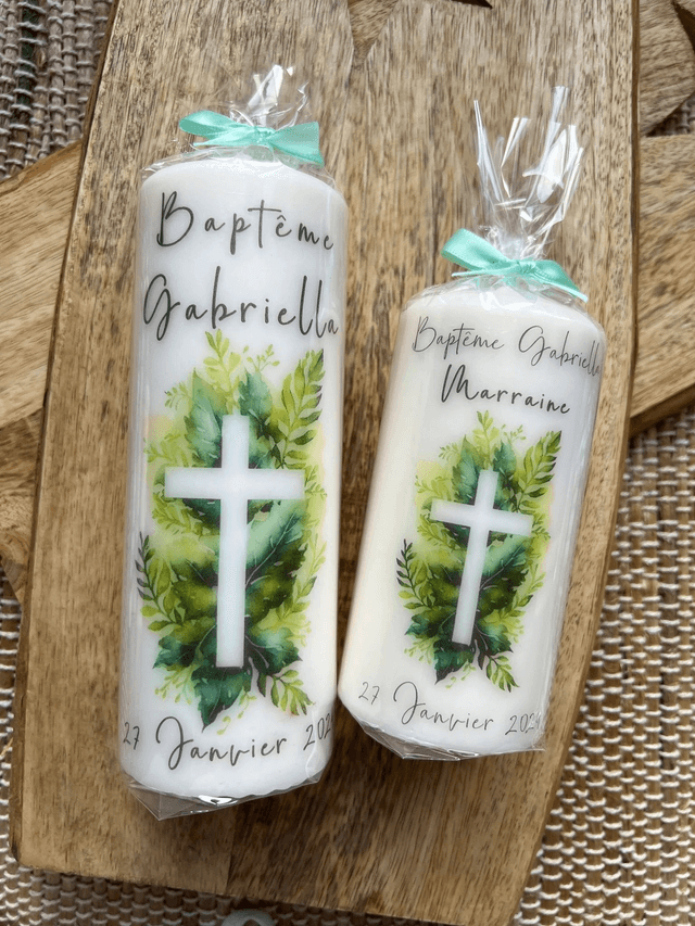 Bougie baptême personnalisée avec feuillage croix