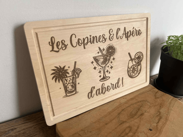 PLANCHE en bois gravé