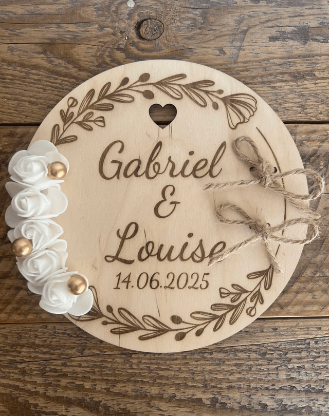 Porte alliance rond en bois gravé 
