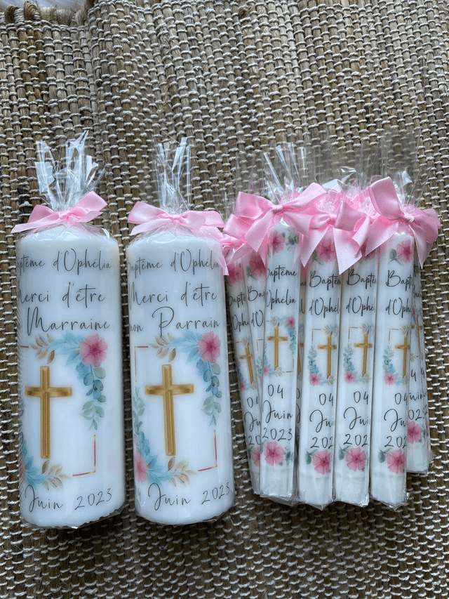 Bougie de baptême personnalisée Croix dorée et fleurs