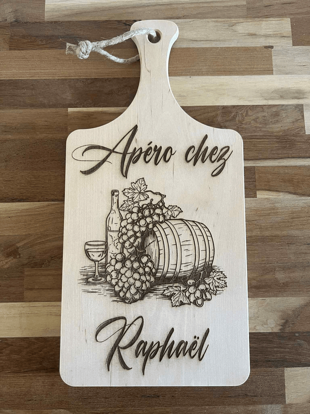 Planche apéro gravé "Apéro chez..."