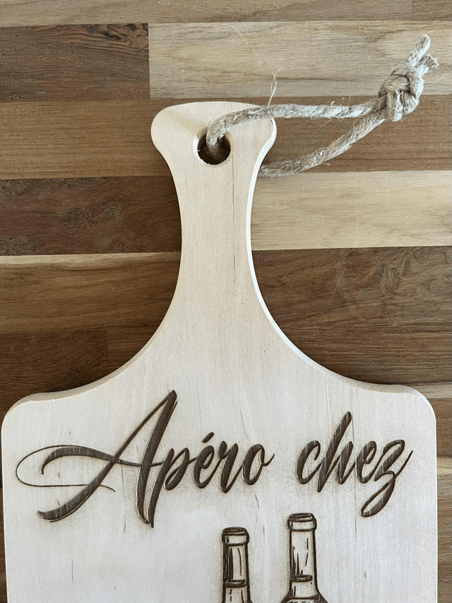 Planche apéro gravé "Apéro chez..."
