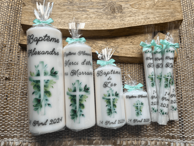 Bougie baptême personnalisée croix feuilles