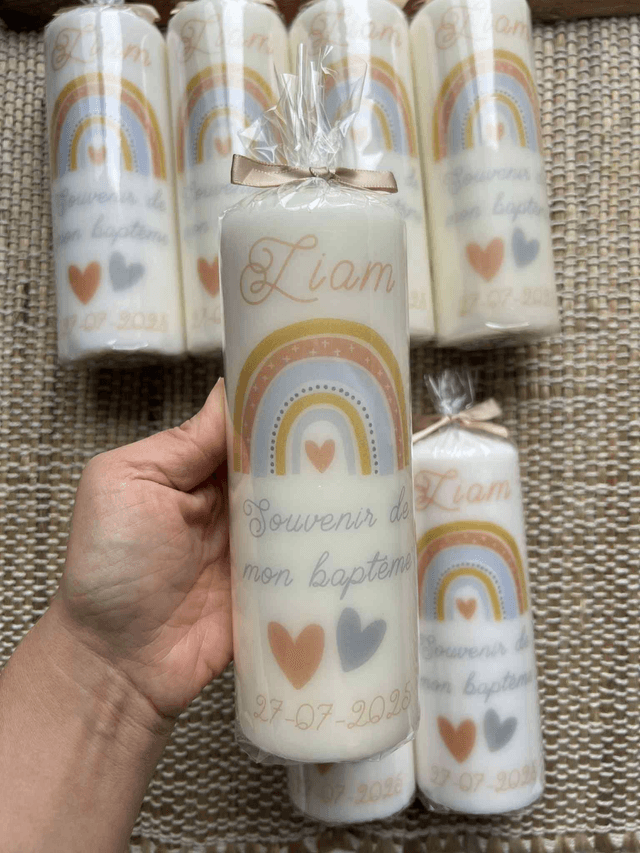 Bougie baptême, communion, Arc-en-ciel et coeurs 